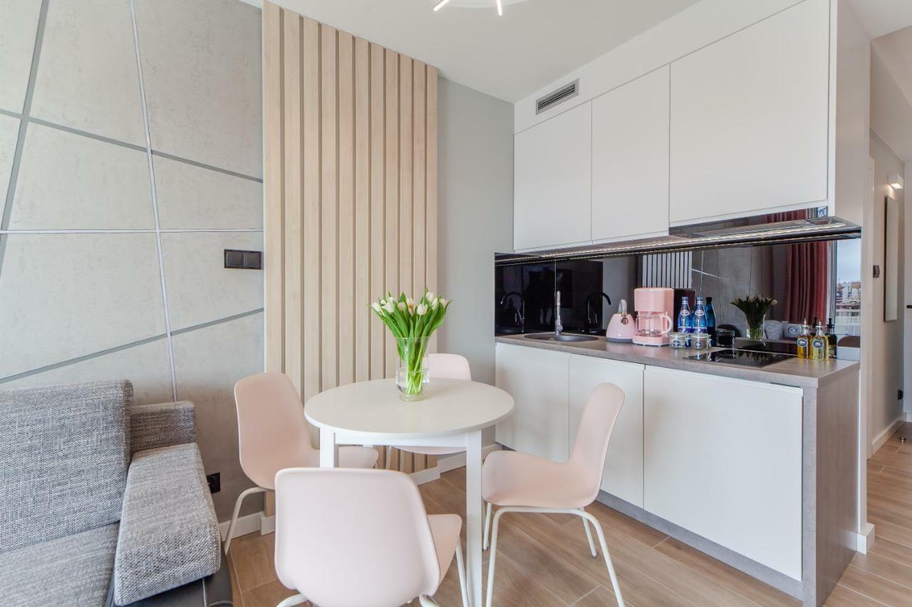 Apartment Pink Flamingo By Noclegi Renters ミエンジズドロイェ エクステリア 写真